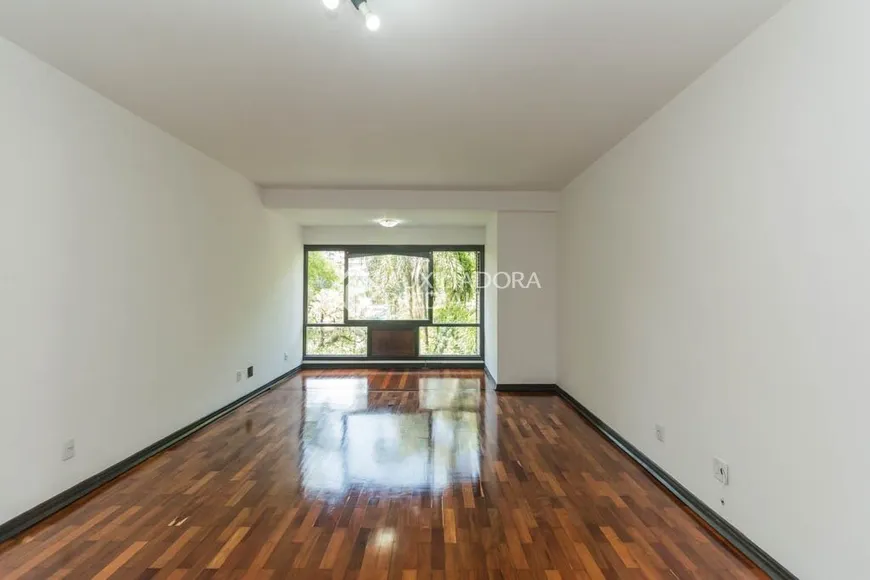 Foto 1 de Apartamento com 3 Quartos para alugar, 151m² em Moinhos de Vento, Porto Alegre