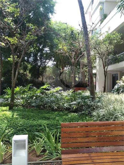 Foto 1 de Apartamento com 1 Quarto para alugar, 319m² em Alto de Pinheiros, São Paulo