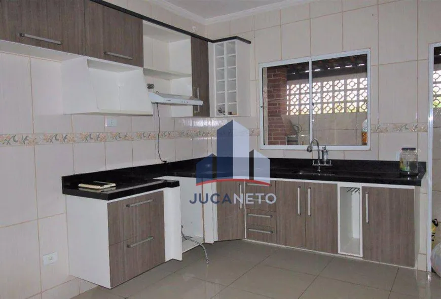 Foto 1 de Sobrado com 2 Quartos à venda, 125m² em Vila Bocaina, Mauá