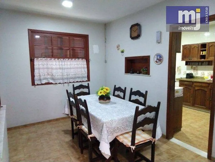 Foto 1 de Casa com 6 Quartos à venda, 700m² em Santa Rosa, Niterói