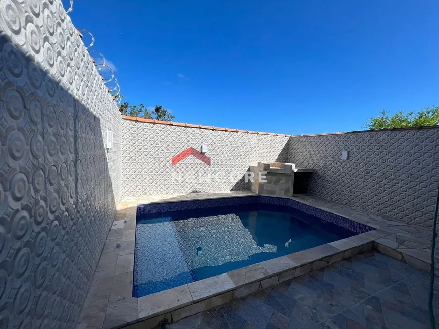 Foto 1 de Casa com 2 Quartos à venda, 125m² em Balneario Itaguai, Mongaguá
