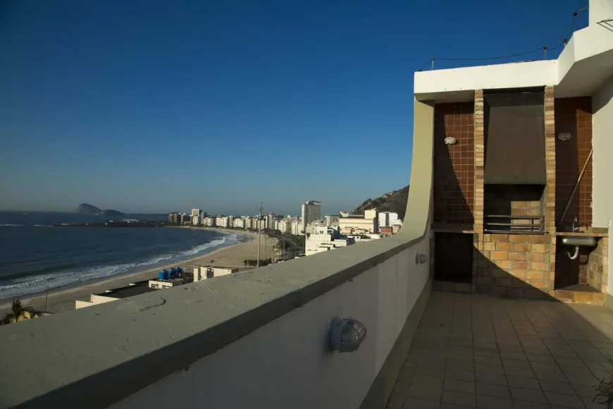 Foto 1 de Cobertura com 4 Quartos à venda, 400m² em Copacabana, Rio de Janeiro