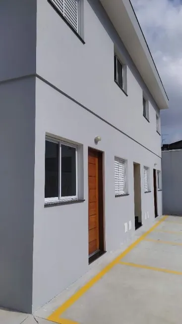 Foto 1 de Casa de Condomínio com 2 Quartos à venda, 46m² em Vera Cruz, São Paulo