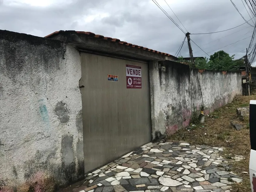 Foto 1 de Casa com 2 Quartos à venda, 424m² em Parque Duque, Duque de Caxias