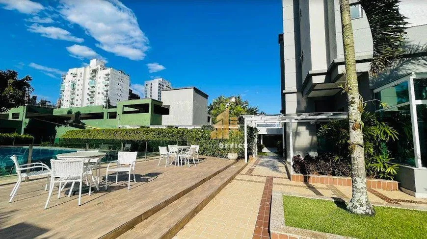 Foto 1 de Apartamento com 4 Quartos à venda, 251m² em Atiradores, Joinville