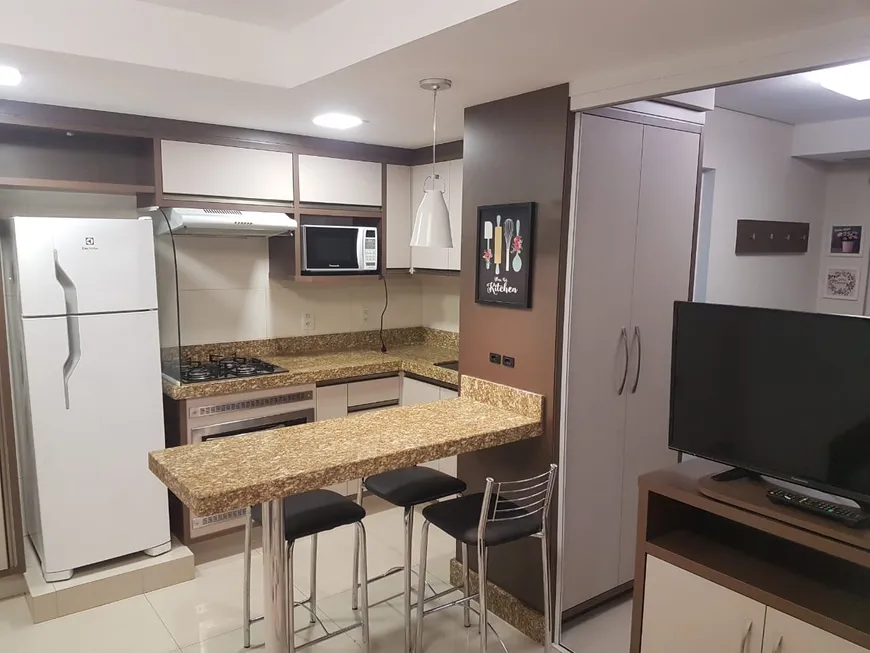 Foto 1 de Apartamento com 1 Quarto para alugar, 35m² em Centro, Blumenau