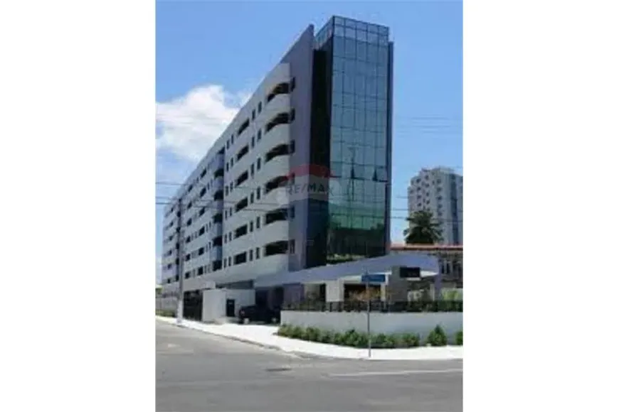 Foto 1 de Apartamento com 1 Quarto à venda, 38m² em Pajuçara, Maceió