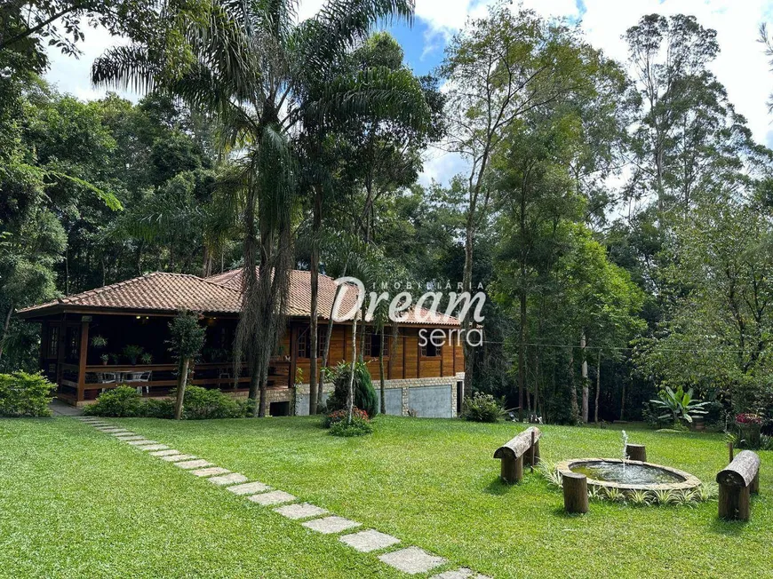 Foto 1 de Casa com 3 Quartos à venda, 215m² em Quebra Frascos, Teresópolis