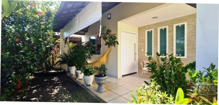 Foto 1 de Casa de Condomínio com 4 Quartos à venda, 160m² em Buraquinho, Lauro de Freitas