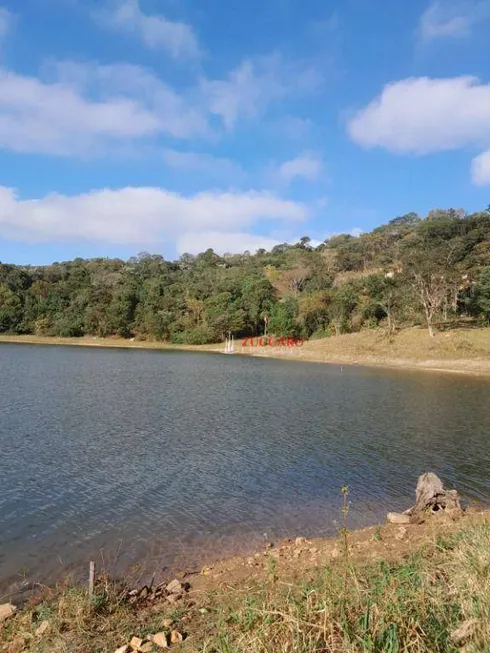 Foto 1 de Fazenda/Sítio com 3 Quartos à venda, 350m² em Araujo, Nazaré Paulista