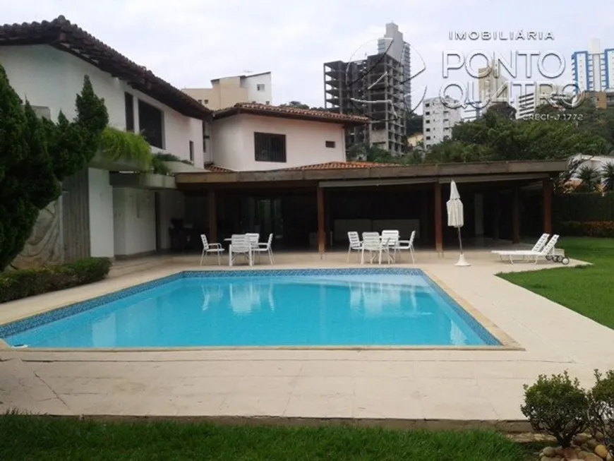 Foto 1 de Casa de Condomínio com 5 Quartos à venda, 700m² em Federação, Salvador
