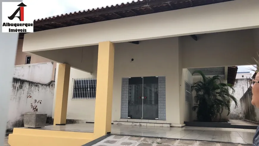 Foto 1 de Casa com 3 Quartos à venda, 400m² em Parque Shalon, São Luís