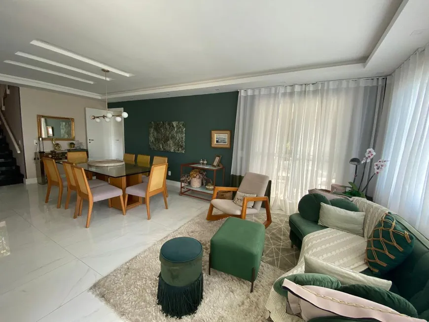 Foto 1 de Casa de Condomínio com 4 Quartos para alugar, 300m² em Recreio Dos Bandeirantes, Rio de Janeiro