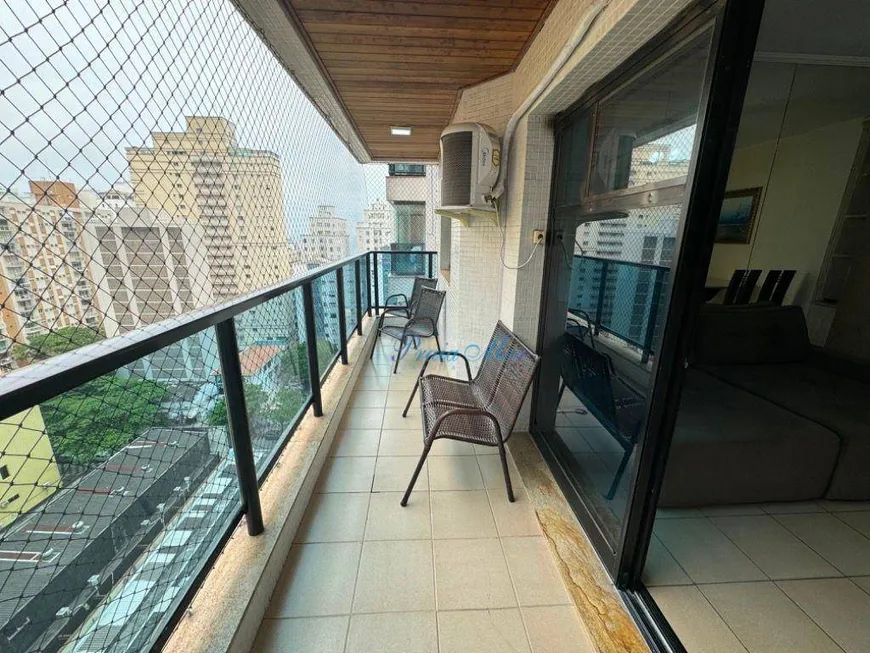 Foto 1 de Apartamento com 2 Quartos à venda, 65m² em Praia das Pitangueiras, Guarujá