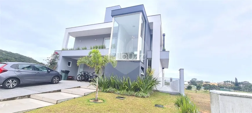 Foto 1 de Casa de Condomínio com 4 Quartos à venda, 290m² em Ingleses do Rio Vermelho, Florianópolis