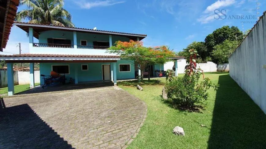 Foto 1 de Casa com 3 Quartos à venda, 240m² em Balneario Copacabana, Caraguatatuba