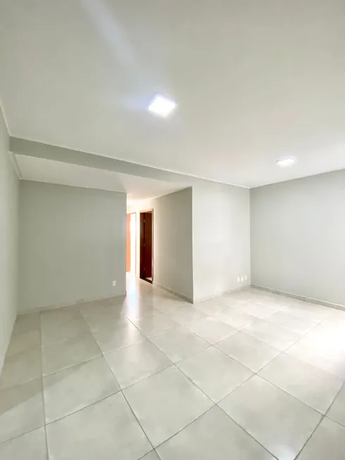 Foto 1 de Apartamento com 3 Quartos à venda, 78m² em Centro, Anápolis