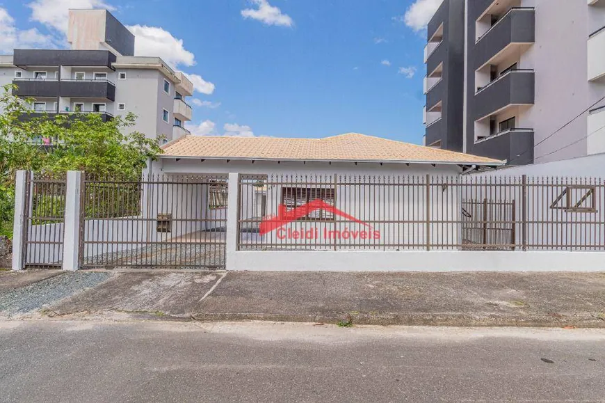 Foto 1 de Casa com 3 Quartos à venda, 140m² em Costa E Silva, Joinville