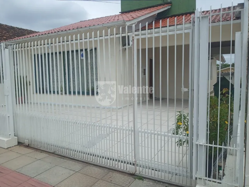 Foto 1 de Casa com 3 Quartos à venda, 164m² em Balneario do Estreito, Florianópolis
