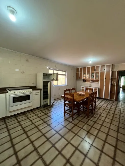 Foto 1 de Casa com 5 Quartos para alugar, 300m² em Vila Butantã, São Paulo