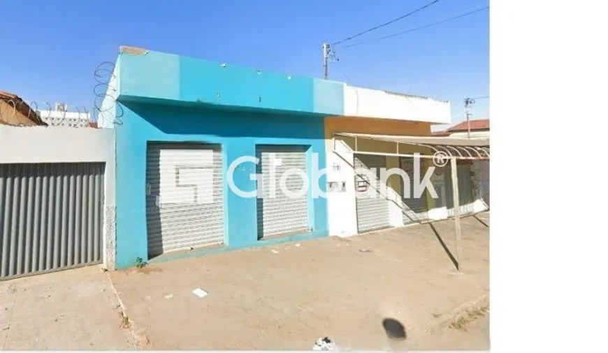 Foto 1 de Ponto Comercial para alugar, 40m² em Santo Expedito, Montes Claros