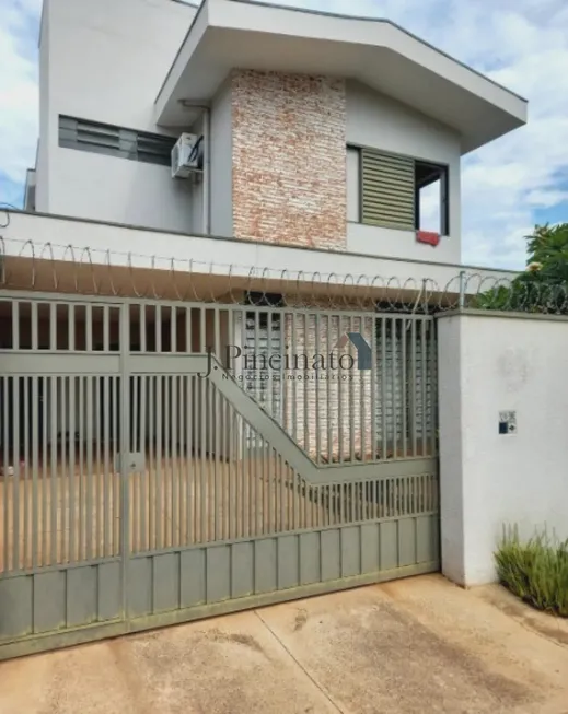 Foto 1 de Sobrado com 4 Quartos à venda, 233m² em Vila Maria Luiza, Jundiaí