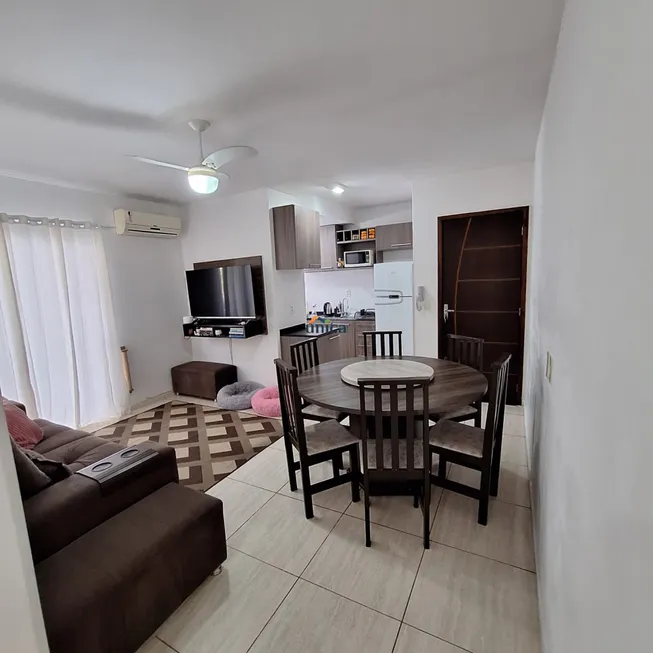 Foto 1 de Apartamento com 2 Quartos à venda, 52m² em Guanabara, Joinville