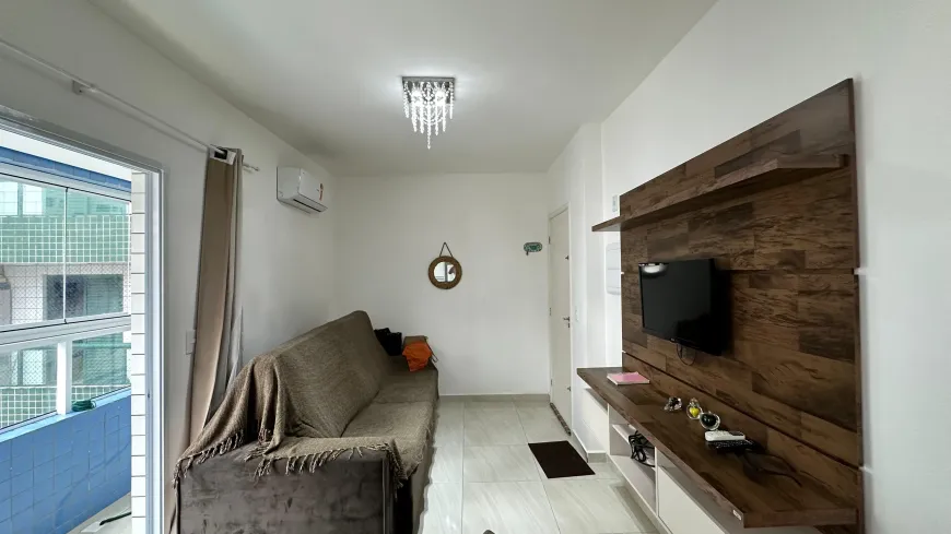 Foto 1 de Apartamento com 1 Quarto à venda, 45m² em Aviação, Praia Grande