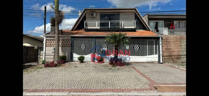 Foto 1 de Casa com 3 Quartos à venda, 186m² em Alto Boqueirão, Curitiba