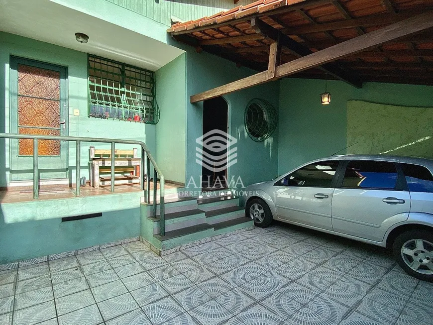 Foto 1 de Casa com 3 Quartos à venda, 150m² em Planalto, Belo Horizonte