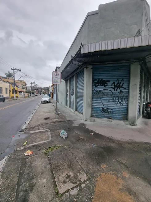 Foto 1 de Galpão/Depósito/Armazém para venda ou aluguel, 190m² em Barreto, Niterói