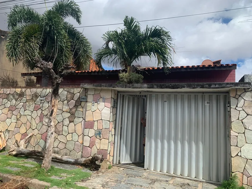 Foto 1 de Casa com 5 Quartos à venda, 360m² em Monte Castelo, Fortaleza