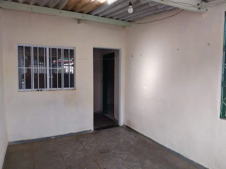 Foto 1 de Casa com 2 Quartos para alugar, 50m² em Vila Falavina, São José do Rio Preto