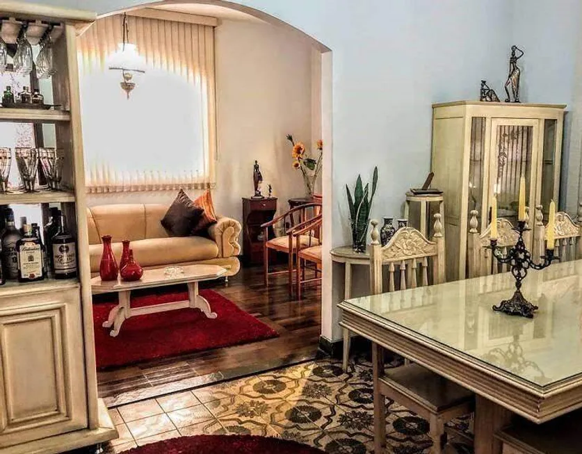Foto 1 de Casa com 5 Quartos à venda, 351m² em Ouro Preto, Belo Horizonte