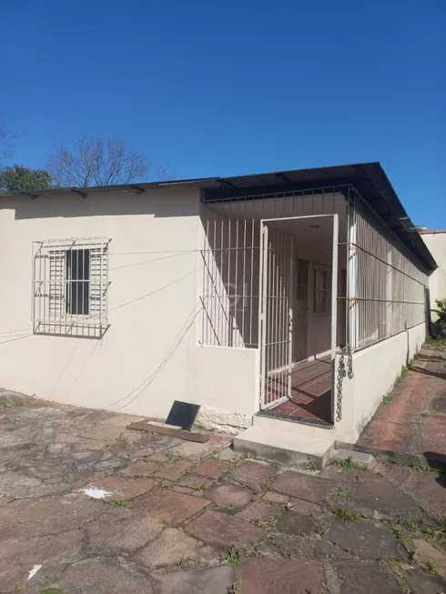 Foto 1 de Casa com 2 Quartos à venda, 50m² em Rubem Berta, Porto Alegre