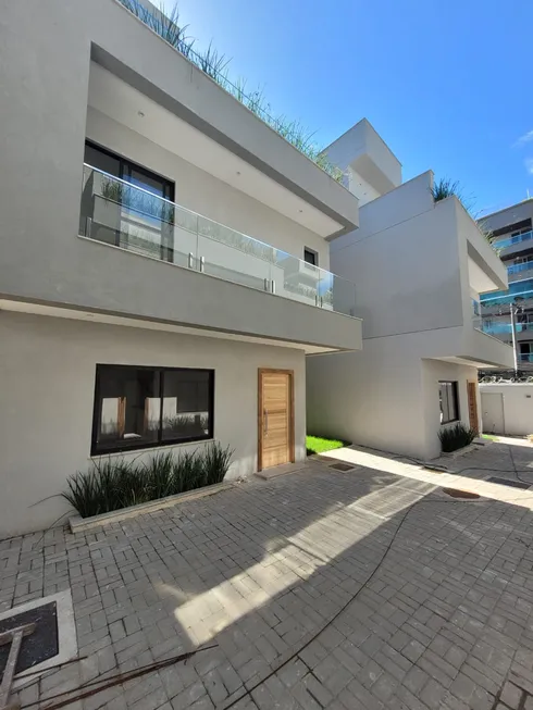 Foto 1 de Casa de Condomínio com 4 Quartos à venda, 155m² em Freguesia- Jacarepaguá, Rio de Janeiro