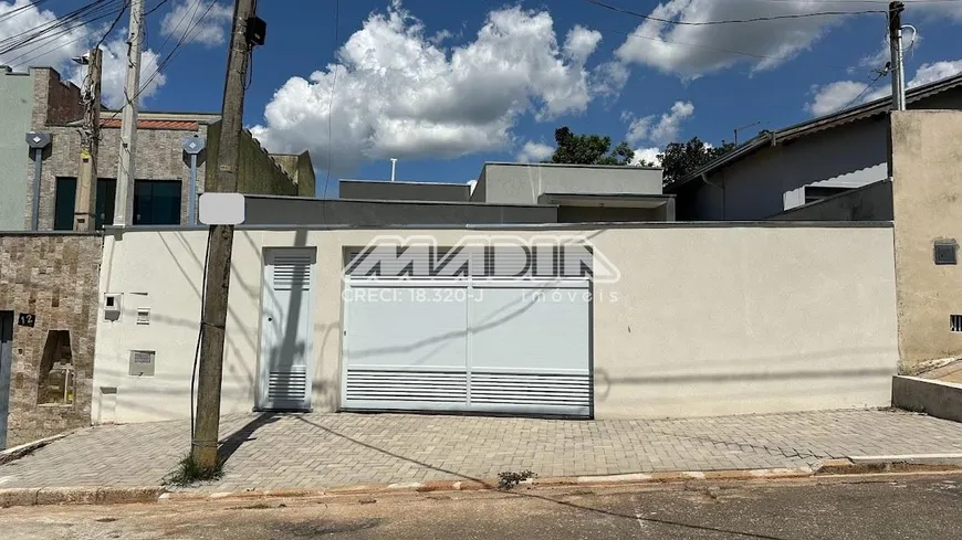 Foto 1 de Casa com 3 Quartos à venda, 135m² em Jardim São Luiz, Valinhos