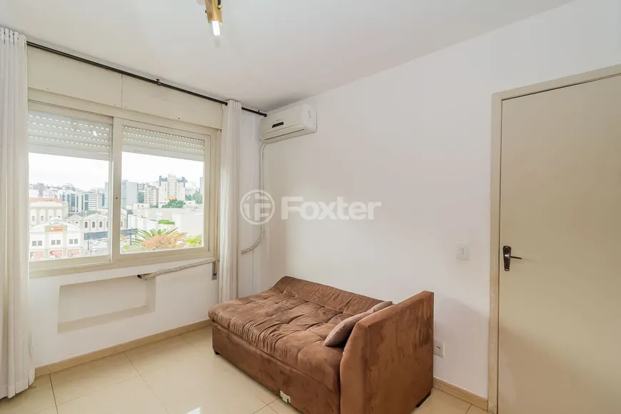 Foto 1 de Apartamento com 3 Quartos à venda, 108m² em Floresta, Porto Alegre