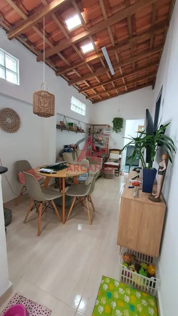 Foto 1 de Casa com 2 Quartos à venda, 150m² em Itamambuca, Ubatuba