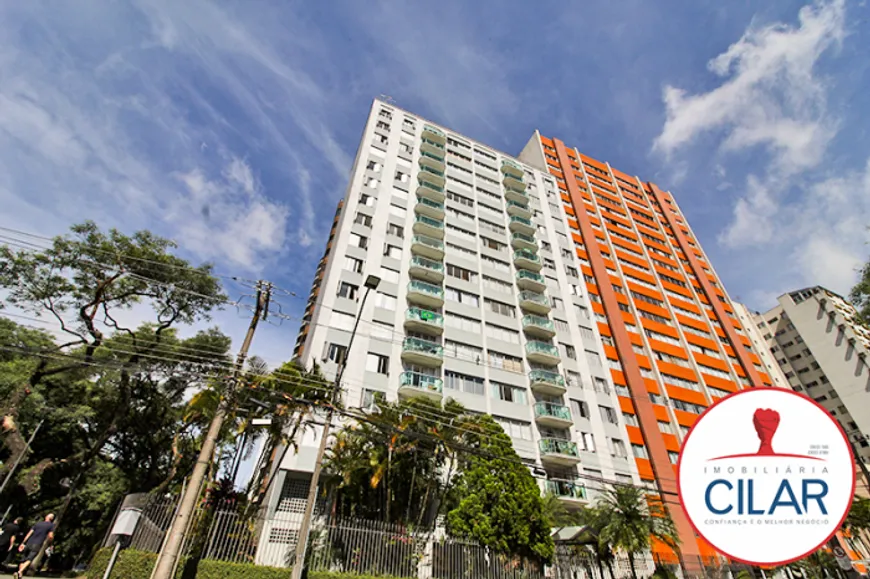 Foto 1 de Apartamento com 3 Quartos à venda, 140m² em Água Verde, Curitiba