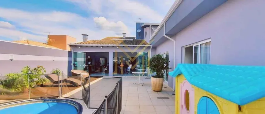 Foto 1 de Casa com 3 Quartos à venda, 600m² em Centro, Piratininga