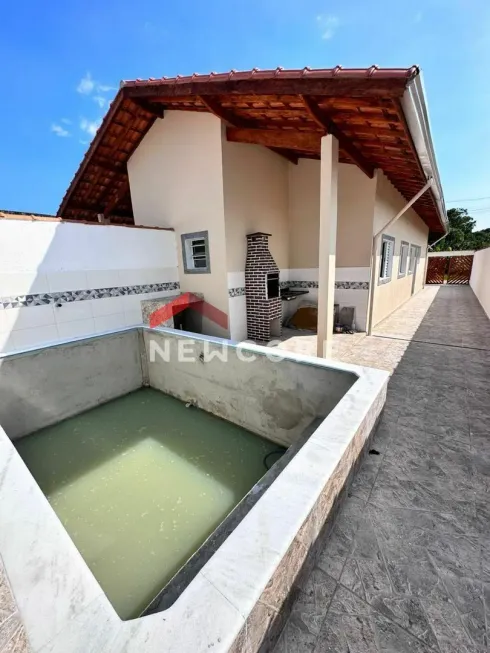 Foto 1 de Casa com 2 Quartos à venda, 55m² em Jamaica, Itanhaém