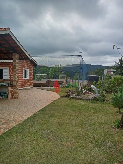 Foto 1 de Fazenda/Sítio com 4 Quartos à venda, 1500m² em Guaxinduva, Atibaia