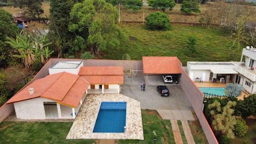 Foto 1 de Casa com 2 Quartos à venda, 188m² em Bairro Canedos, Piracaia