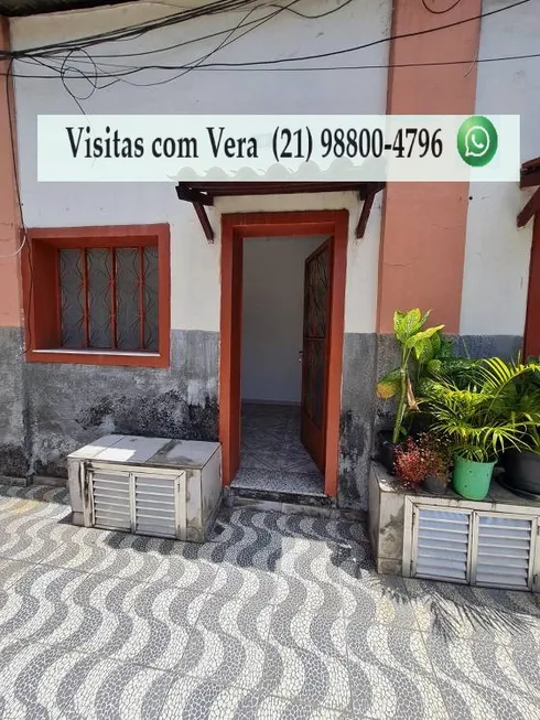 Foto 1 de Casa com 1 Quarto para alugar, 25m² em Benfica, Rio de Janeiro