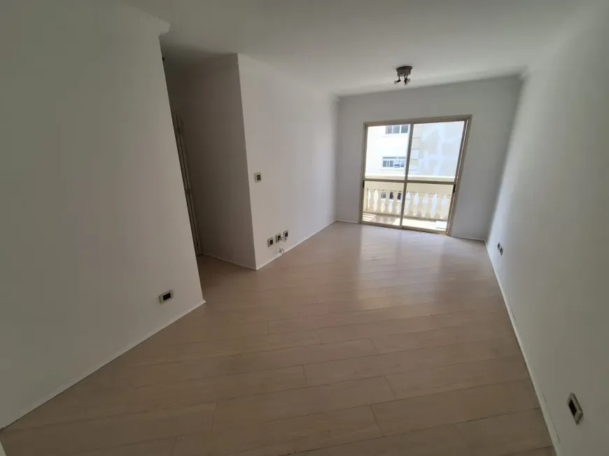 Foto 1 de Apartamento com 2 Quartos para alugar, 65m² em Moema, São Paulo