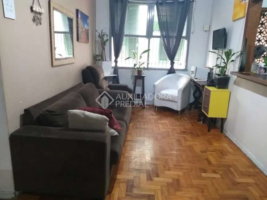 Foto 1 de Apartamento com 2 Quartos à venda, 63m² em Santa Maria Goretti, Porto Alegre