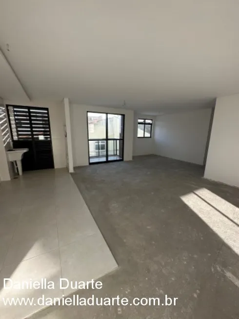 Foto 1 de Apartamento com 3 Quartos à venda, 82m² em Cristo Rei, Curitiba