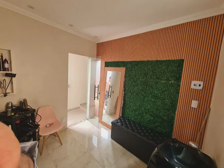 Foto 1 de Casa com 2 Quartos à venda, 130m² em Vila Medeiros, São Paulo