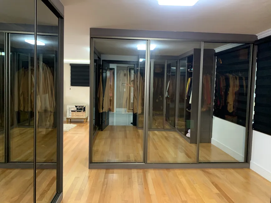 Foto 1 de Sobrado com 7 Quartos à venda, 820m² em Jardim Cordeiro, São Paulo